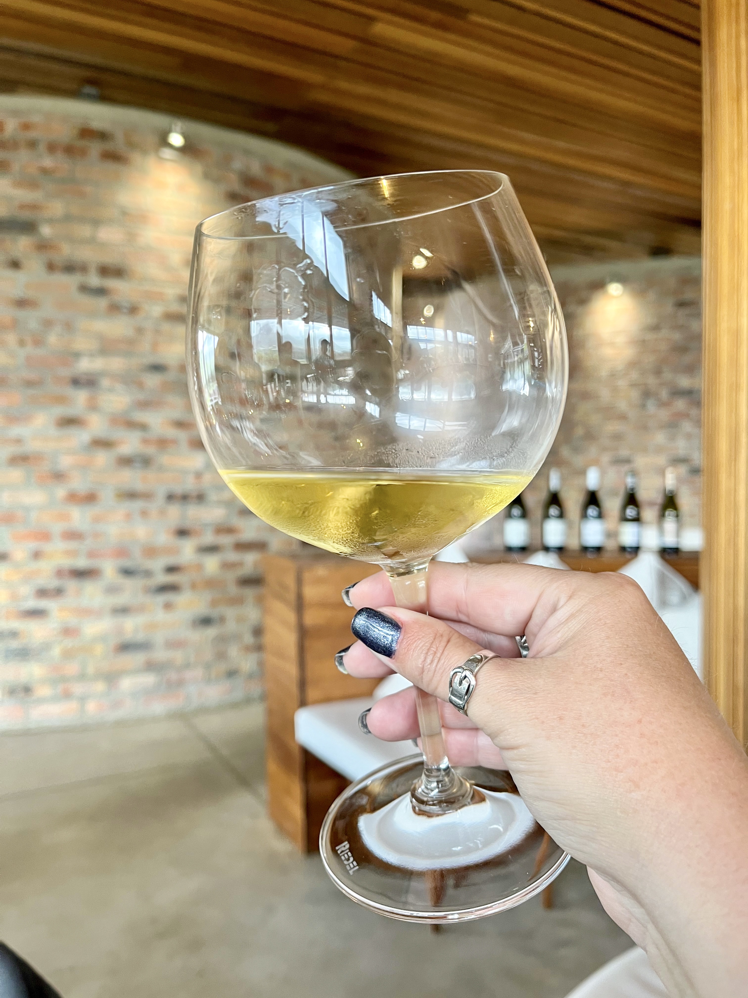 About Hemel-en-Aarde Chardonnay - Swirl and Spice